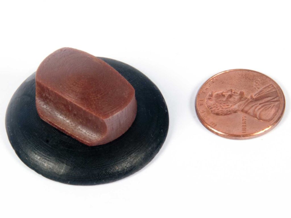 Repro of Zenith 835 Wood Knob (plastic)